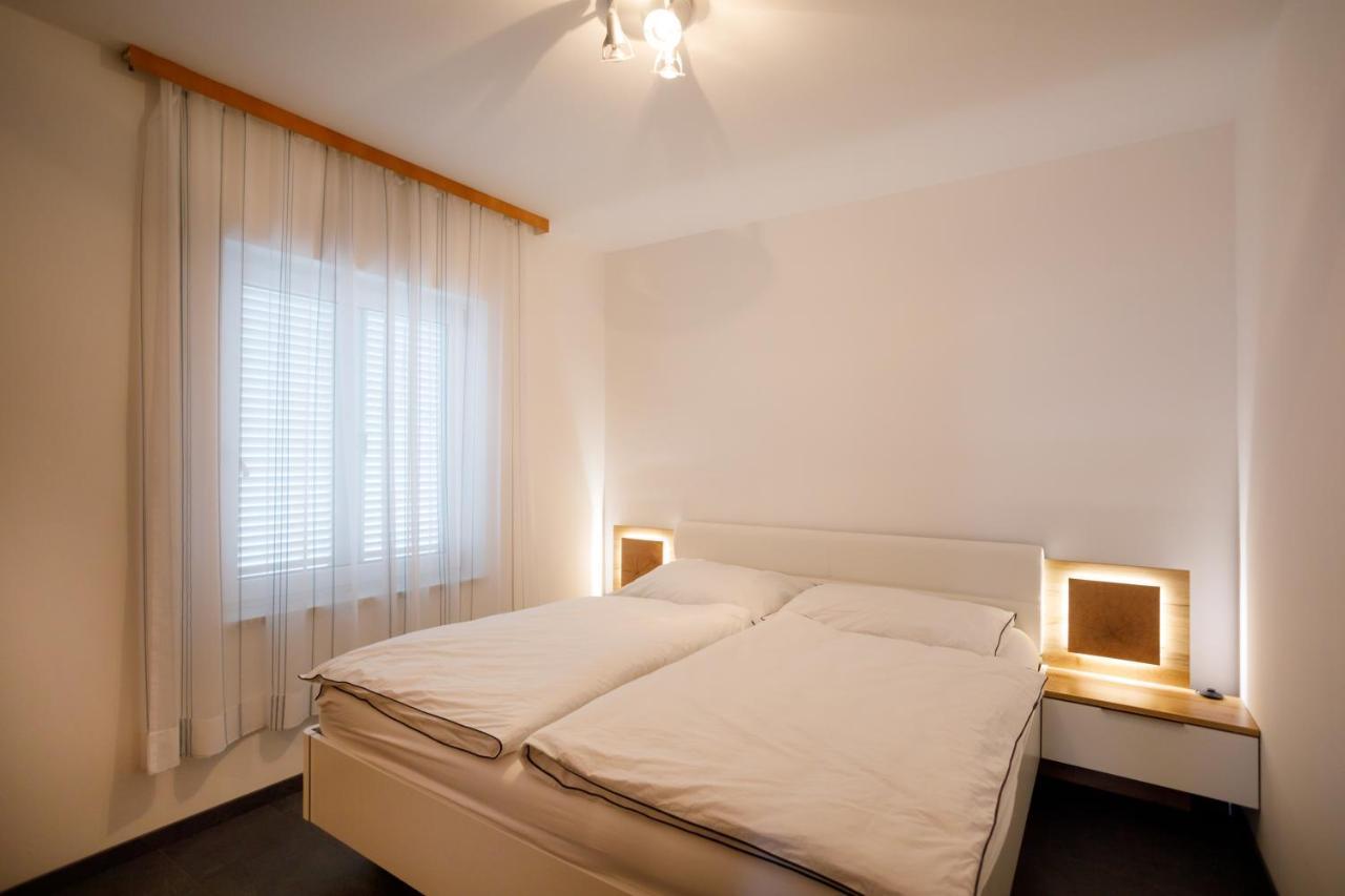 Apartments Lacic Krk Town Eksteriør bilde